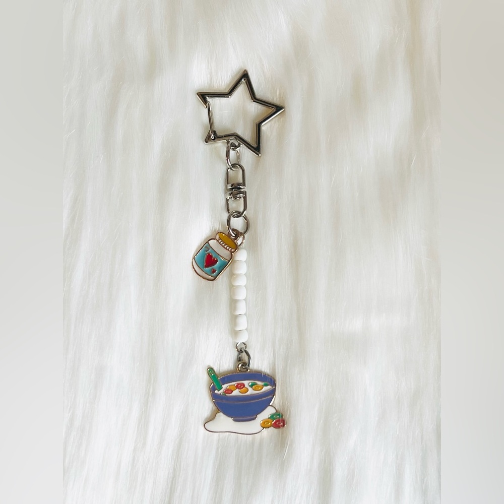 Cute small keychains - Picture 2 of 3